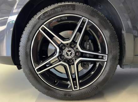 Mercedes-Benz - V-class