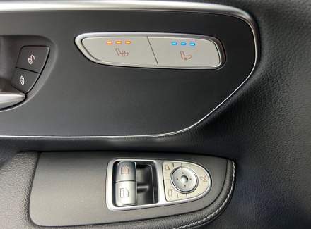 Mercedes-Benz - V-class