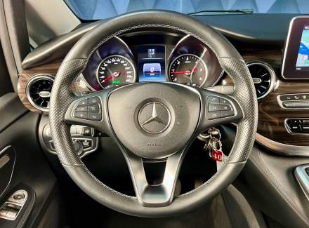 Mercedes-Benz - V-class