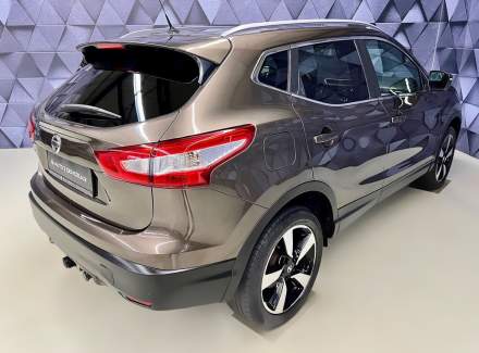 Nissan - Qashqai