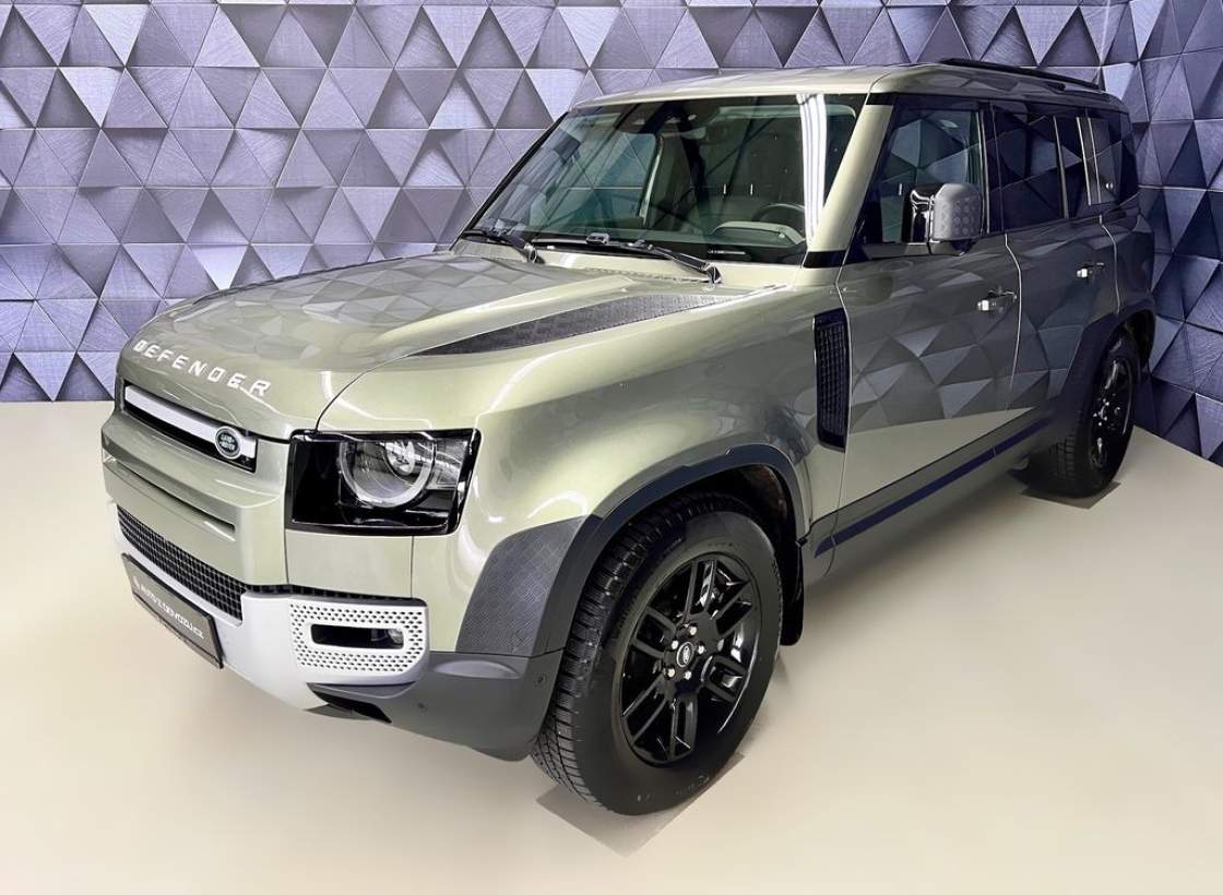 Land Rover - Defender