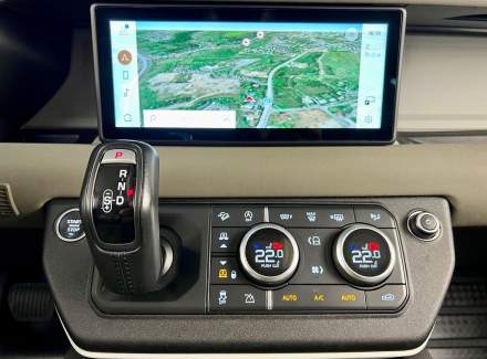 Land Rover - Defender