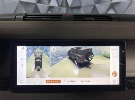 Land Rover - Defender