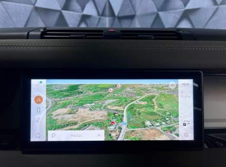 Land Rover - Defender