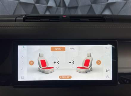 Land Rover - Defender