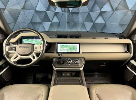 Land Rover - Defender