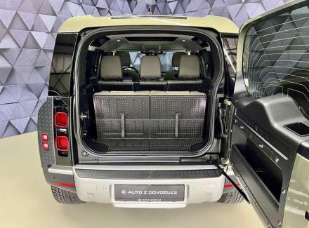 Land Rover - Defender