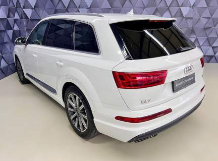 Audi - Q7