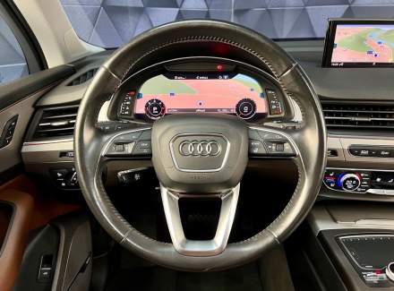 Audi - Q7