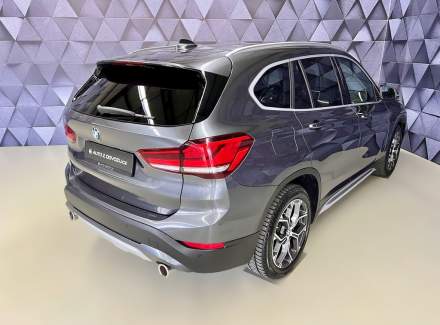 BMW - X1