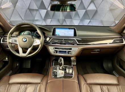 BMW - 7er