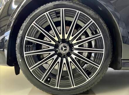 Mercedes-Benz - E-class