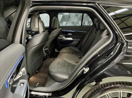 Mercedes-Benz - E-class