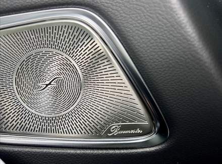 Mercedes-Benz - E-class