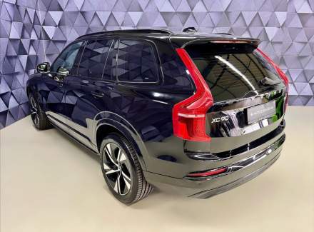 Volvo - XC90