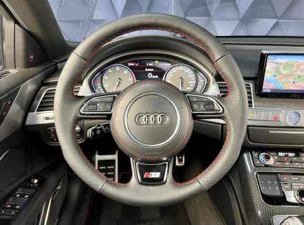 Audi - S8