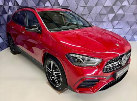 Mercedes-Benz - GLA