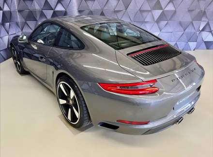 Porsche - 911