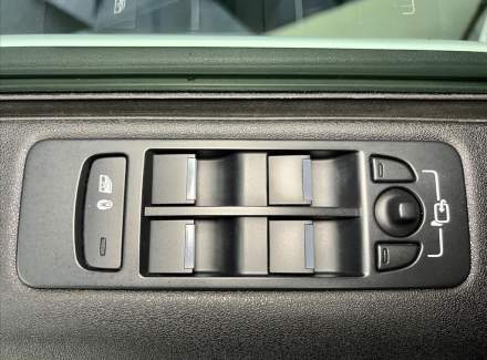 Land Rover - Discovery