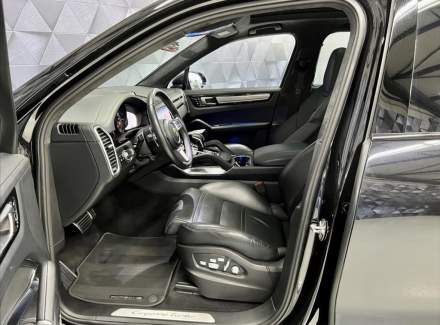Porsche - Cayenne