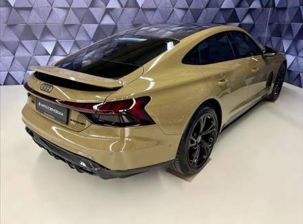 Audi - E-tron GT
