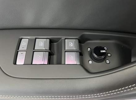 Audi - A6