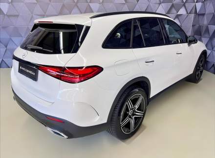 Mercedes-Benz - GLC
