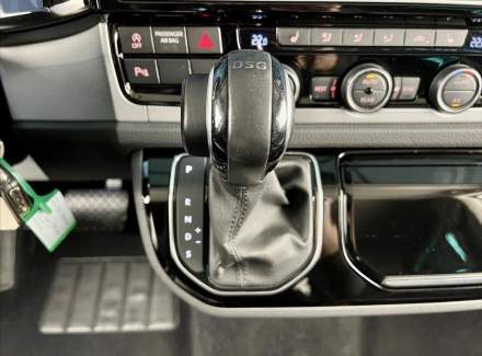 Volkswagen - Caravelle