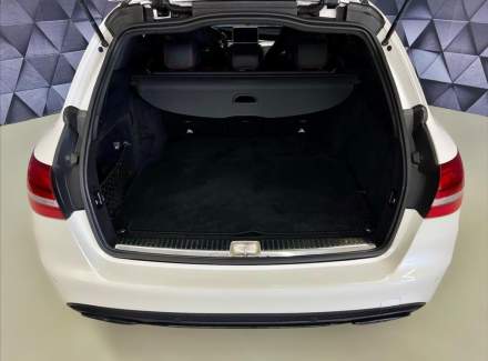 Mercedes-Benz - C-class