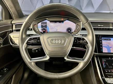 Audi - A8