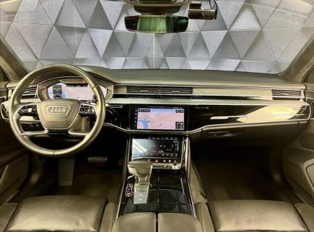 Audi - A8