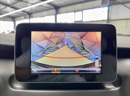 Mercedes-Benz - V-class