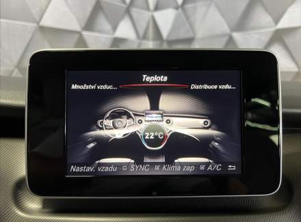 Mercedes-Benz - V-class