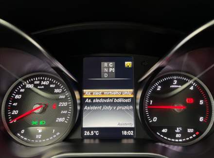 Mercedes-Benz - V-class