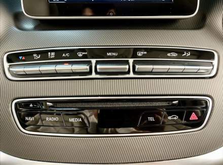 Mercedes-Benz - V-class