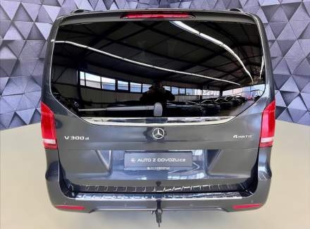 Mercedes-Benz - V-class