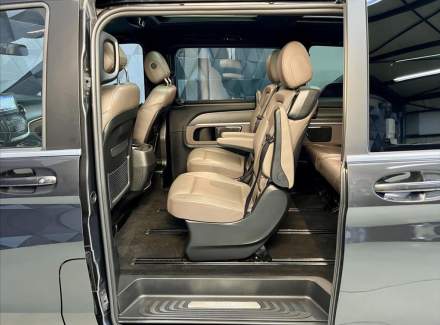 Mercedes-Benz - V-class