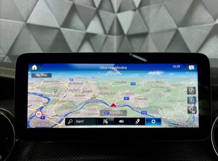 Mercedes-Benz - V-class