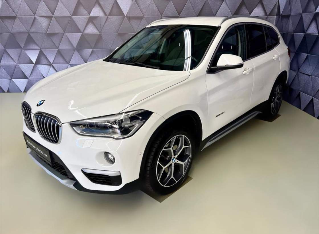 BMW - X1