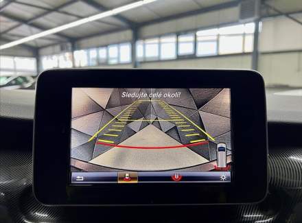 Mercedes-Benz - V-class