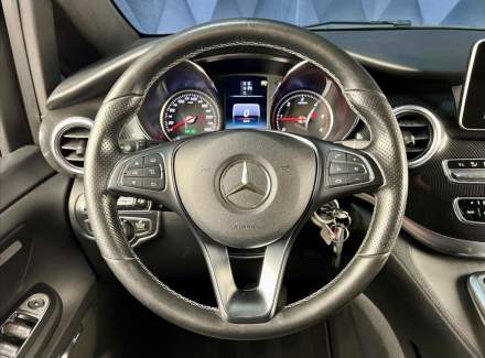 Mercedes-Benz - V-class