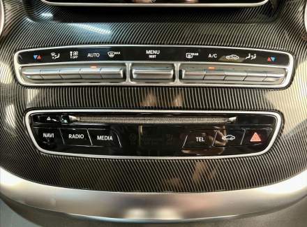 Mercedes-Benz - V-class