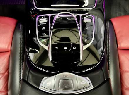 Mercedes-Benz - E-class