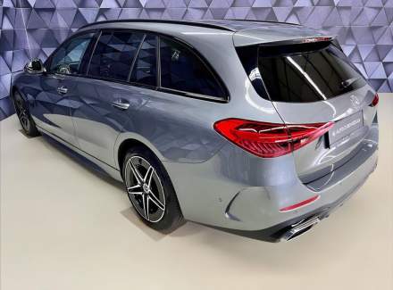 Mercedes-Benz - C-class