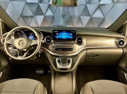 Mercedes-Benz - V-class