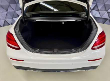 Mercedes-Benz - E-class