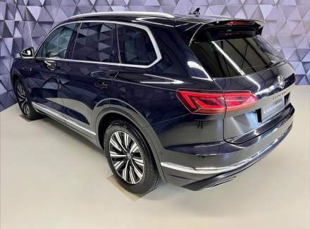 Volkswagen - Touareg