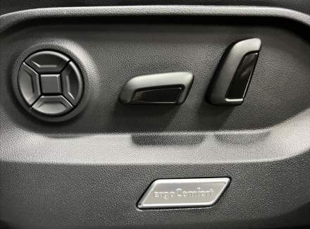 Volkswagen - Touareg