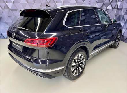 Volkswagen - Touareg