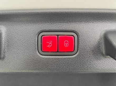 Mercedes-Benz - S-class